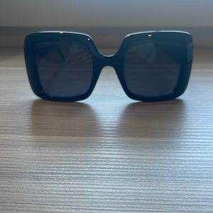 Gucci Square Oversized Sunglasses